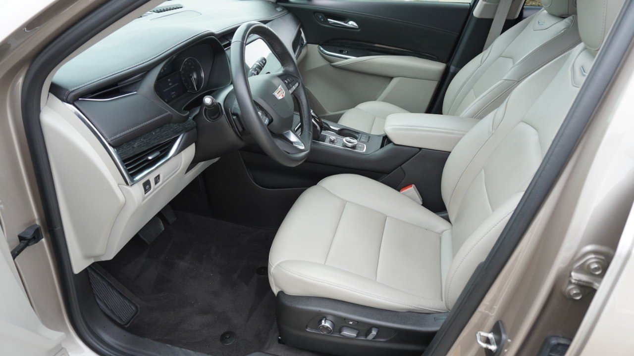 Used 2022 Beige Cadillac FWD Premium Luxury image 13