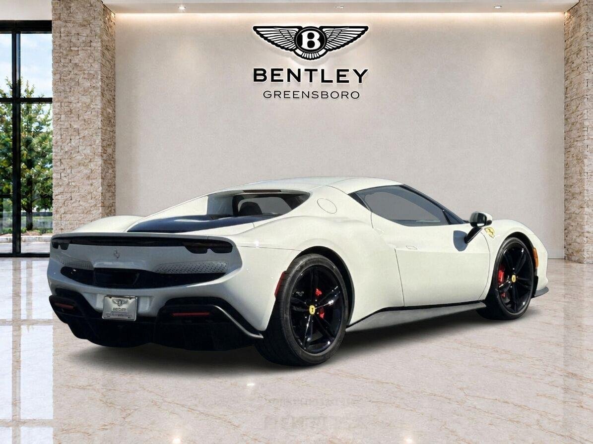 Used 2025 Bianco Cervino Ferrari  image 5