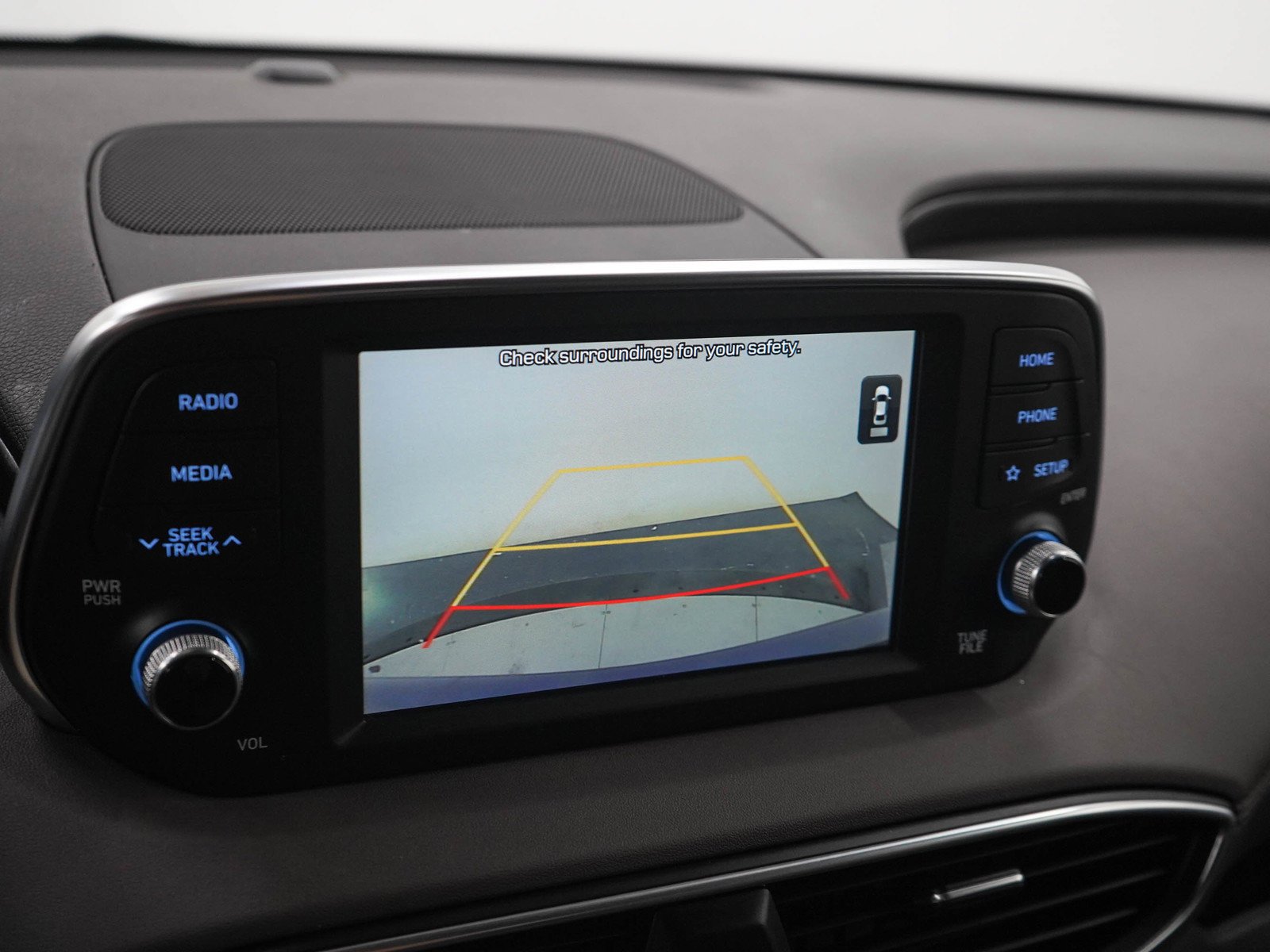 2019 Hyundai Santa Fe SE - Photo 22