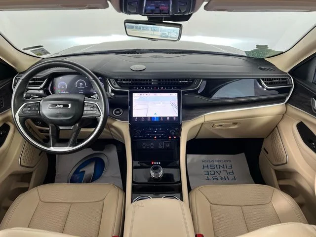 Used 2022 Red Jeep Limited image 41