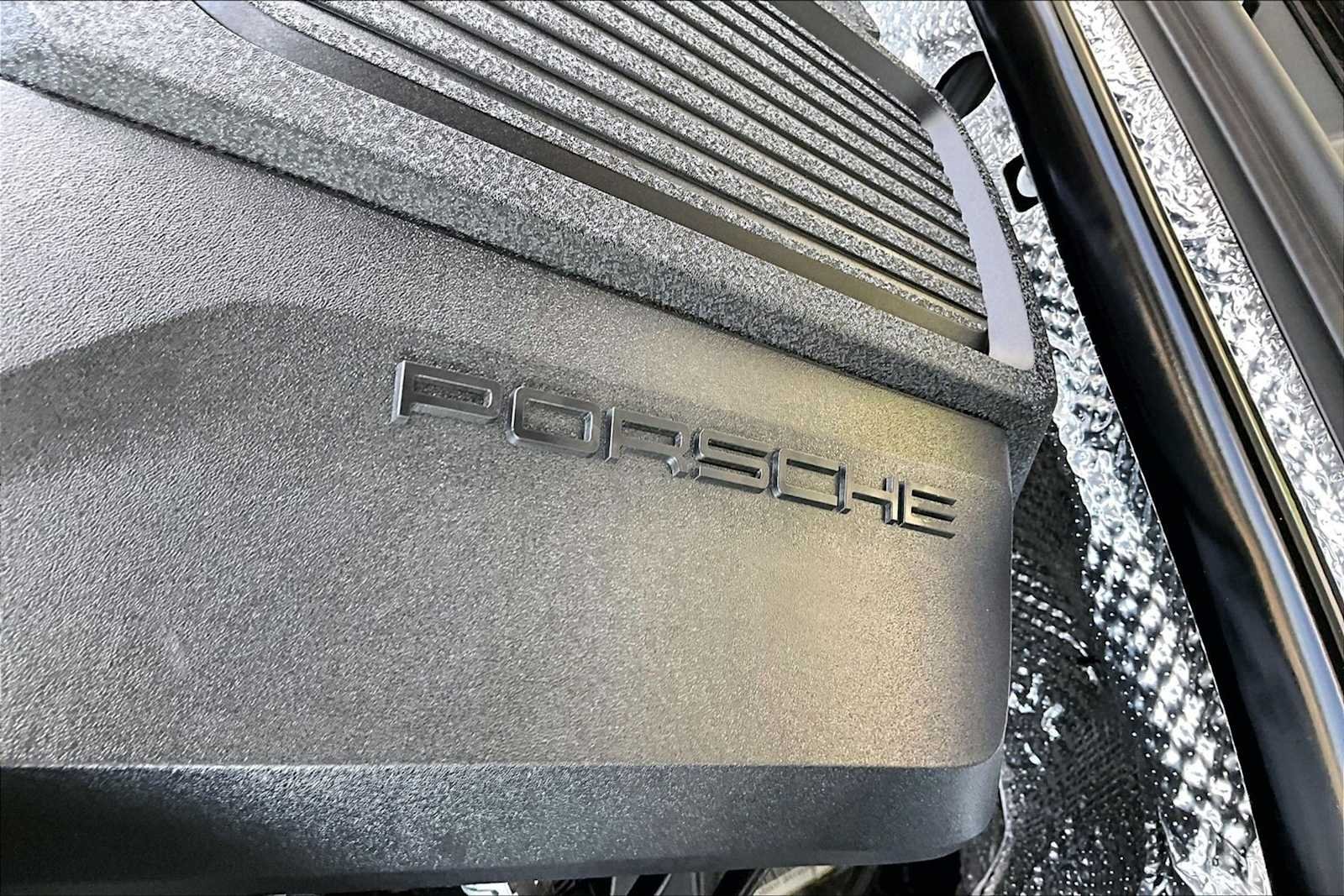 Used 2025 Carrara White Metallic Porsche  image 24