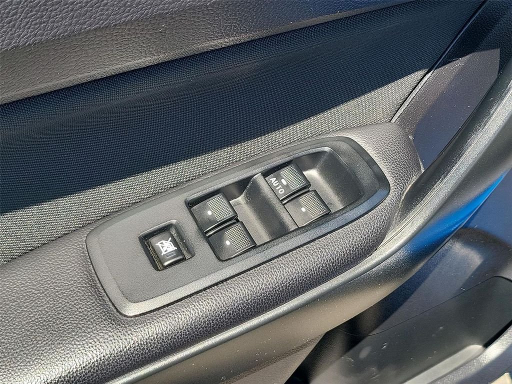 Used 2020 Blue Ford XL image 14