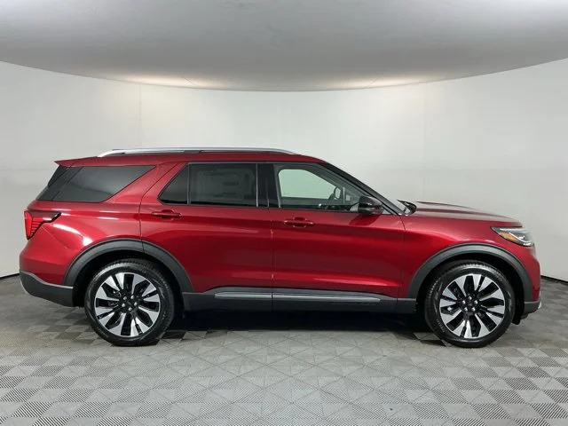 New 2027 Ruby Red Metallic Tinted Clearcoat Ford Platinum image 4