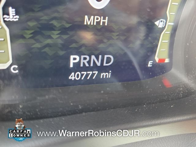 Used 2023 Gray Jeep Mojave image 28