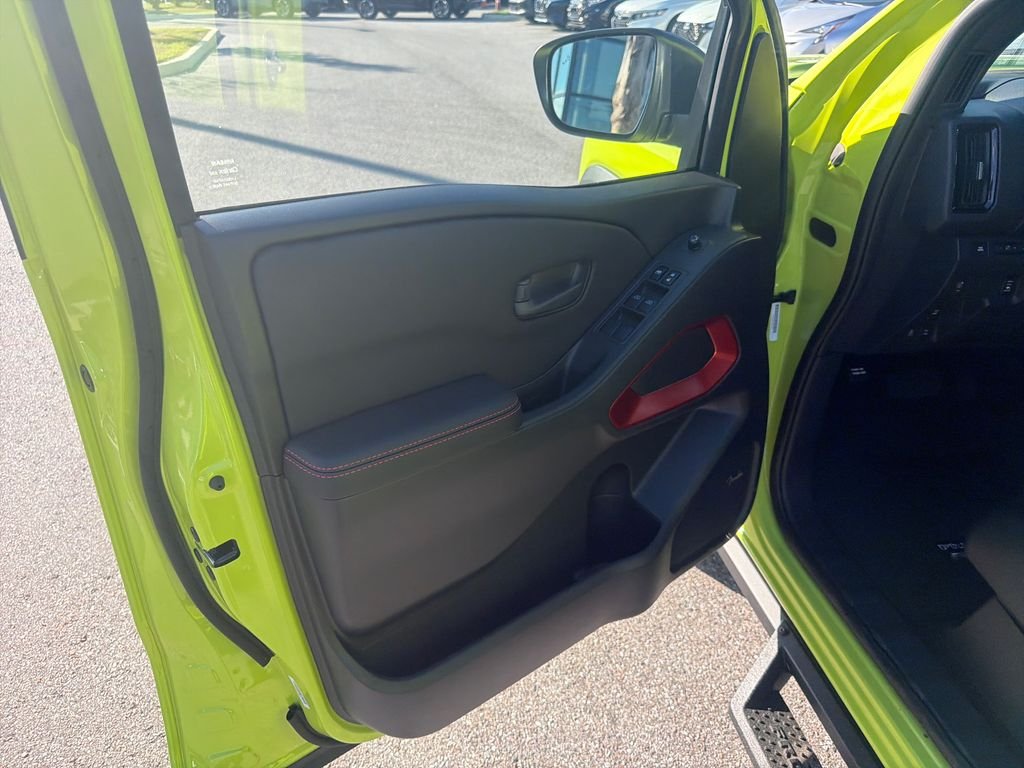 New 2026 Nissan Frontier PRO-4X 4D Crew Cab