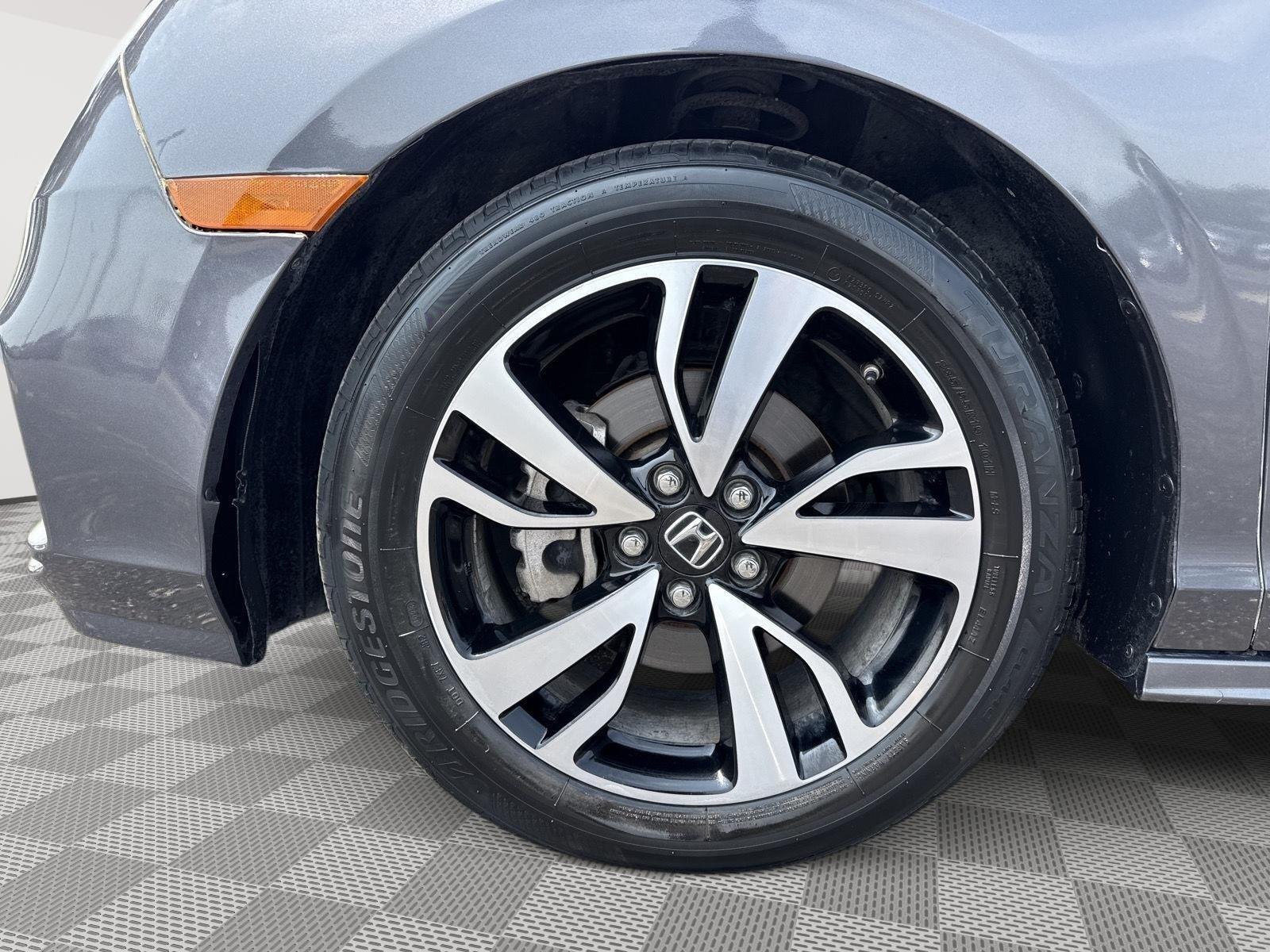 Used 2018 Modern Steel Metallic Honda Elite image 15