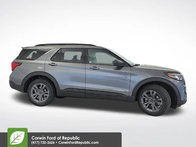 New 2026 Carbonized Gray Metallic Ford Active image 10