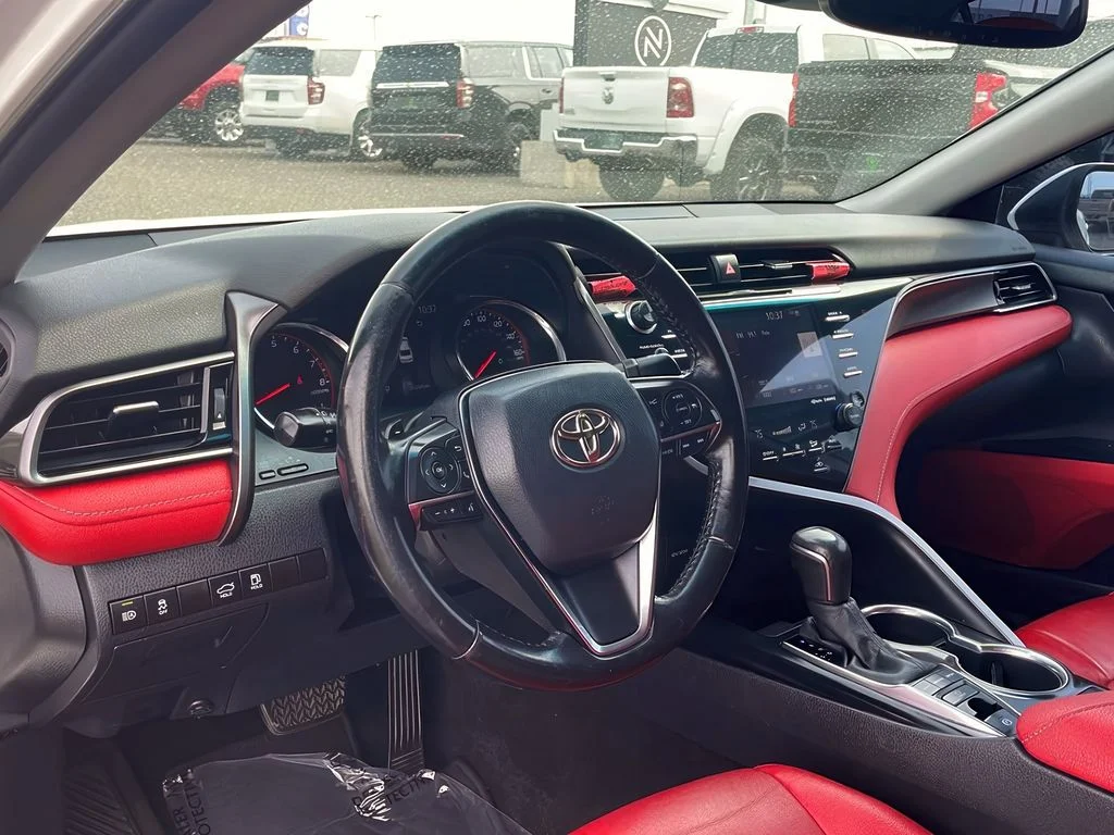 Used 2020 Wind Chill Pearl Toyota XSE image 14