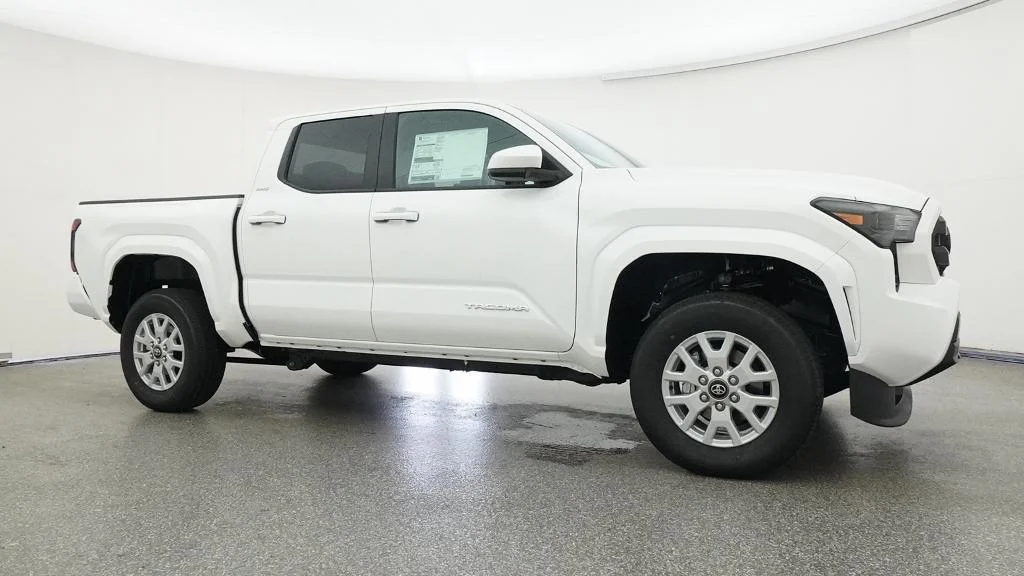 New 2026 Ice Cap Toyota SR5 image 11