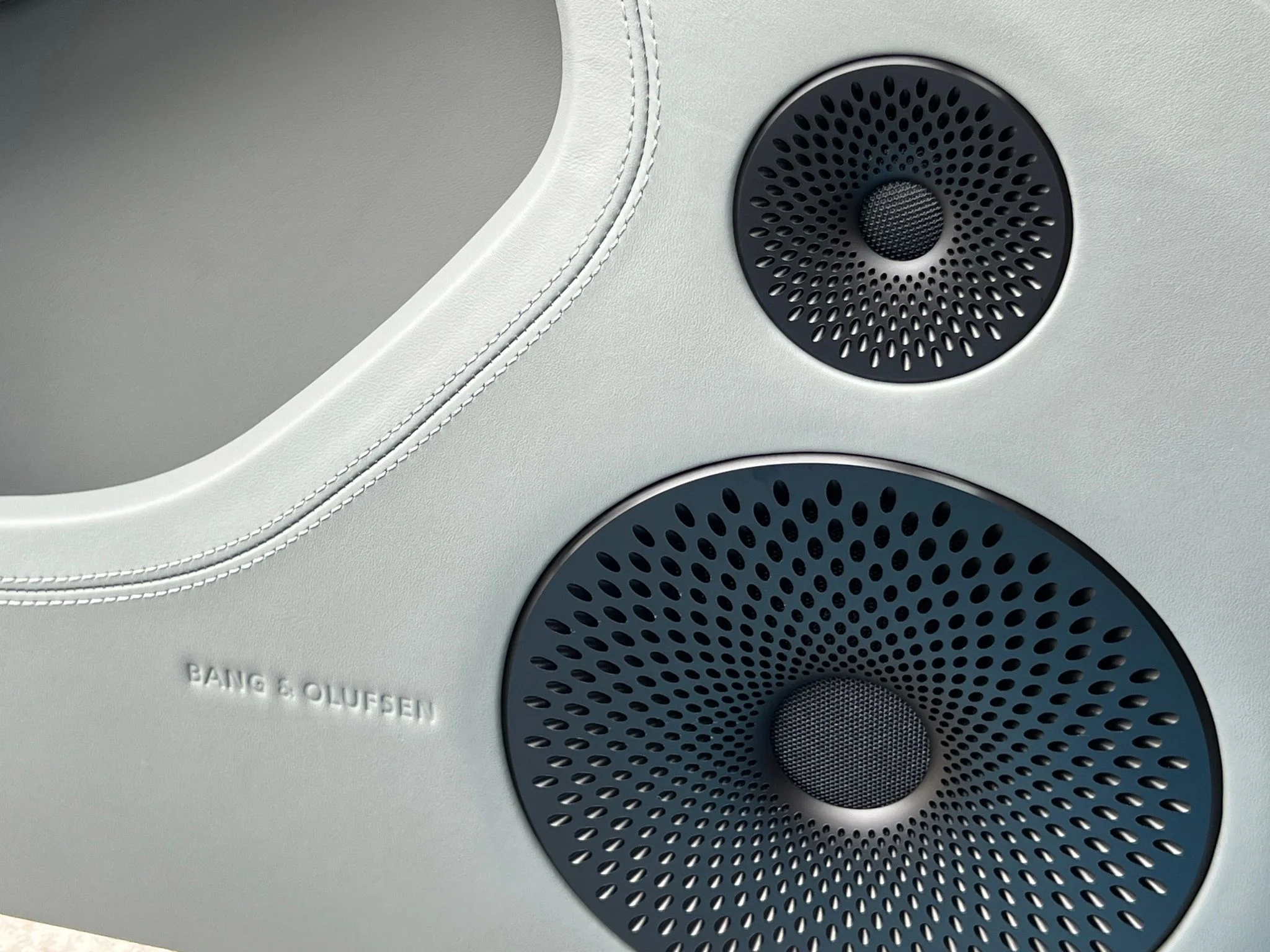 New 2026 Gray Bentley  image 31