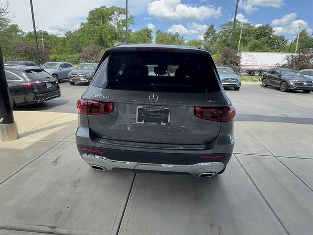 New 2026 Mountain Grey Metallic Mercedes-Benz GLB 250 4MATIC® image 19