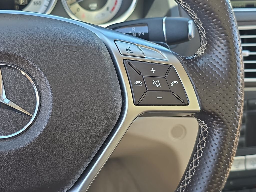 Used 2015 Red Mercedes-Benz E 400 image 21