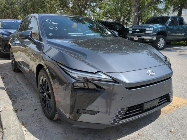 New 2026 Cloudburst Gray Lexus ES 350h PREMIUM+ AWD image 3