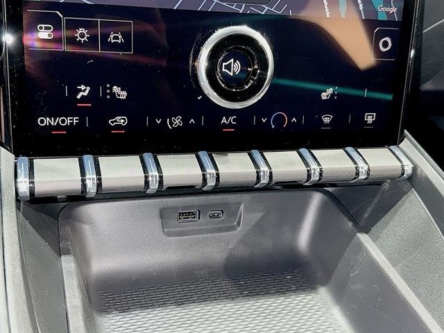 New 2026 Sterling Metallic GMC Elevation image 18