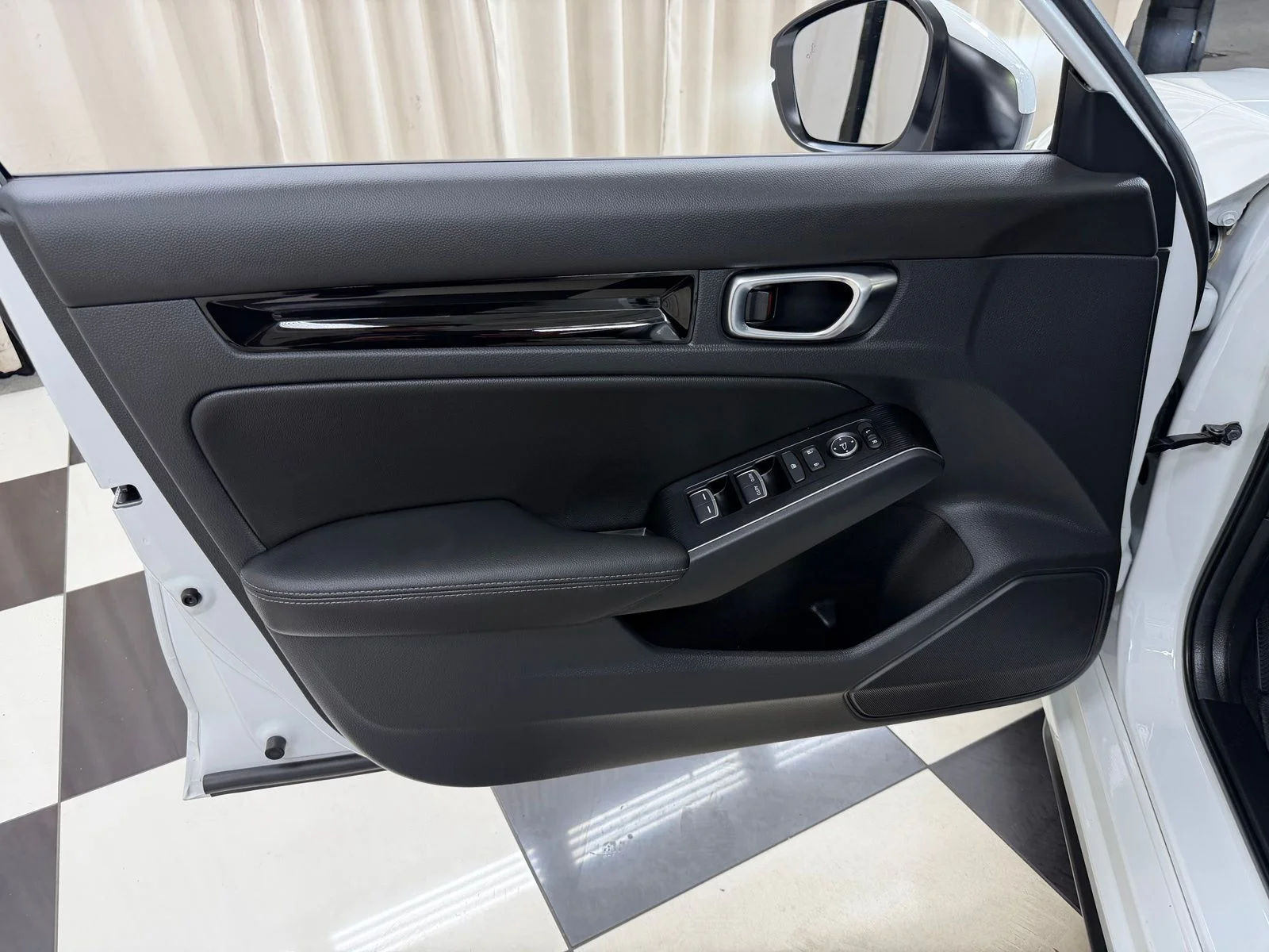 Used 2024  Honda Sport Touring image 27