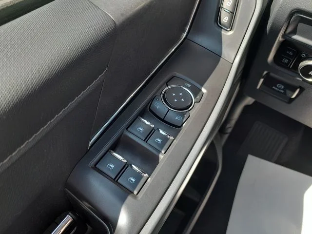Used 2024 Oxford White Ford XLT image 36