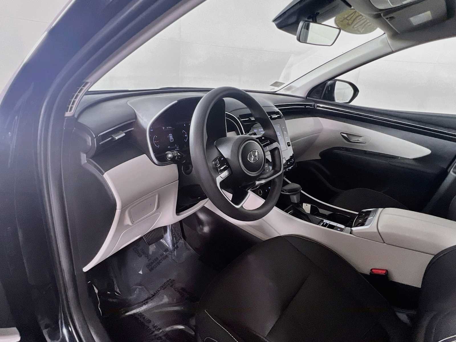 Certified Used 2024 Deep Sea Hyundai SEL image 9