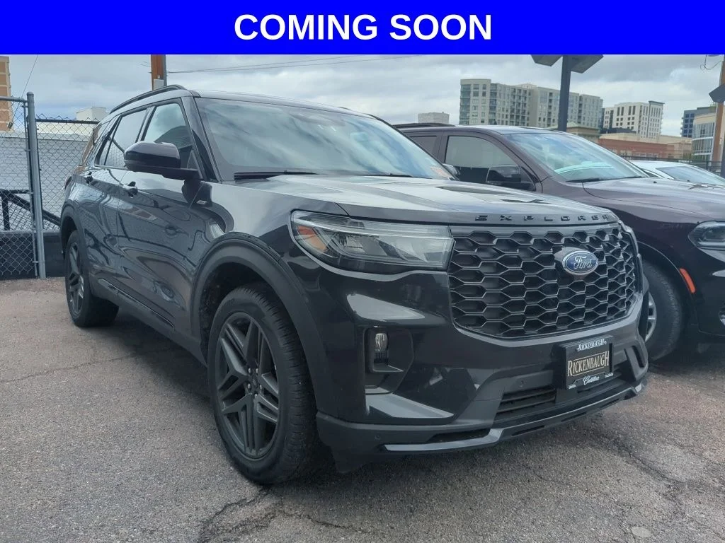 2025 Ford Explorer ST-LINE 4WD (PL535)'s photo