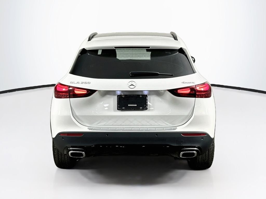 New 2026 Polar White Mercedes-Benz GLA 250 image 6