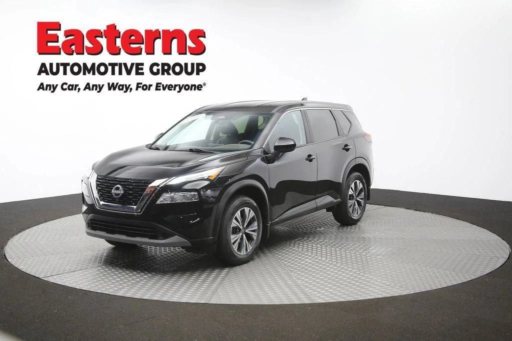 Used 2023 Black Nissan SV image 57