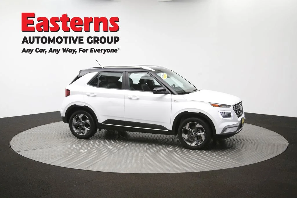 Used 2025 White Hyundai Limited image 46