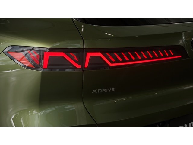 New 2027 Gray Pine Metallic BMW 40 xDrive image 8