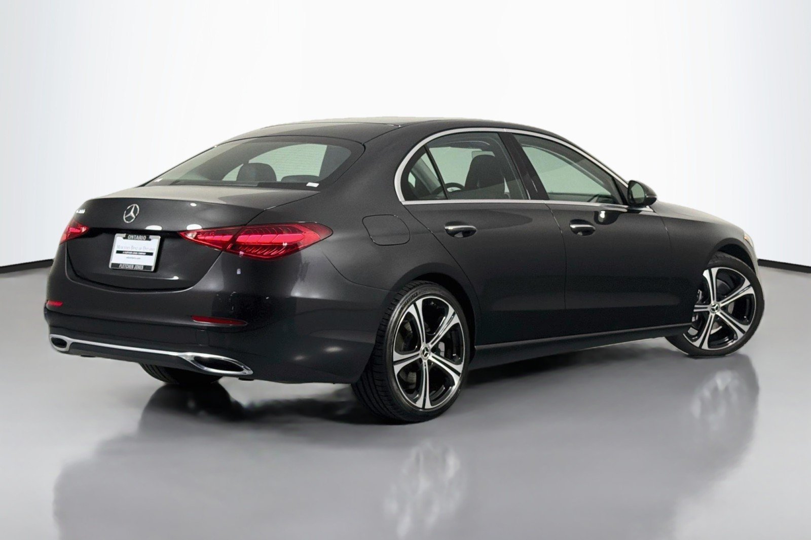 Used 2022 Graphite Grey Metallic Mercedes-Benz C 300 image 11
