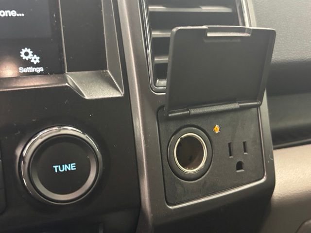 Used 2017 Gray Ford XLT image 35