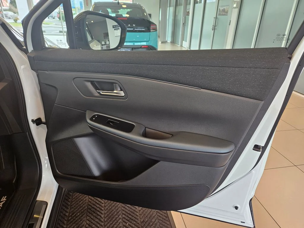 New 2026 Everest White Pearl TriCoat Nissan SV+ image 23
