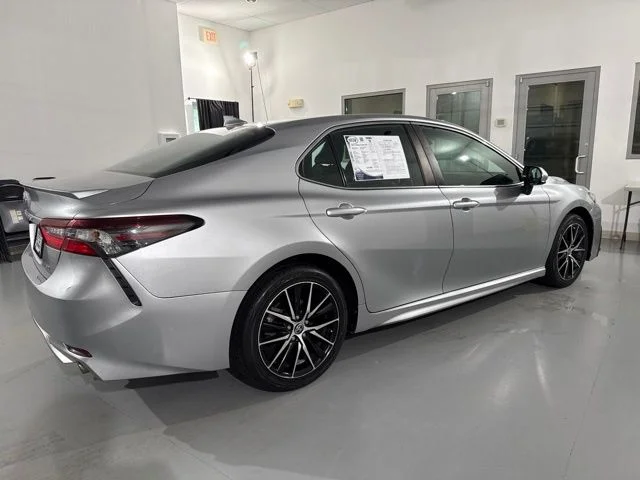 Used 2021 Silver Toyota SE image 13