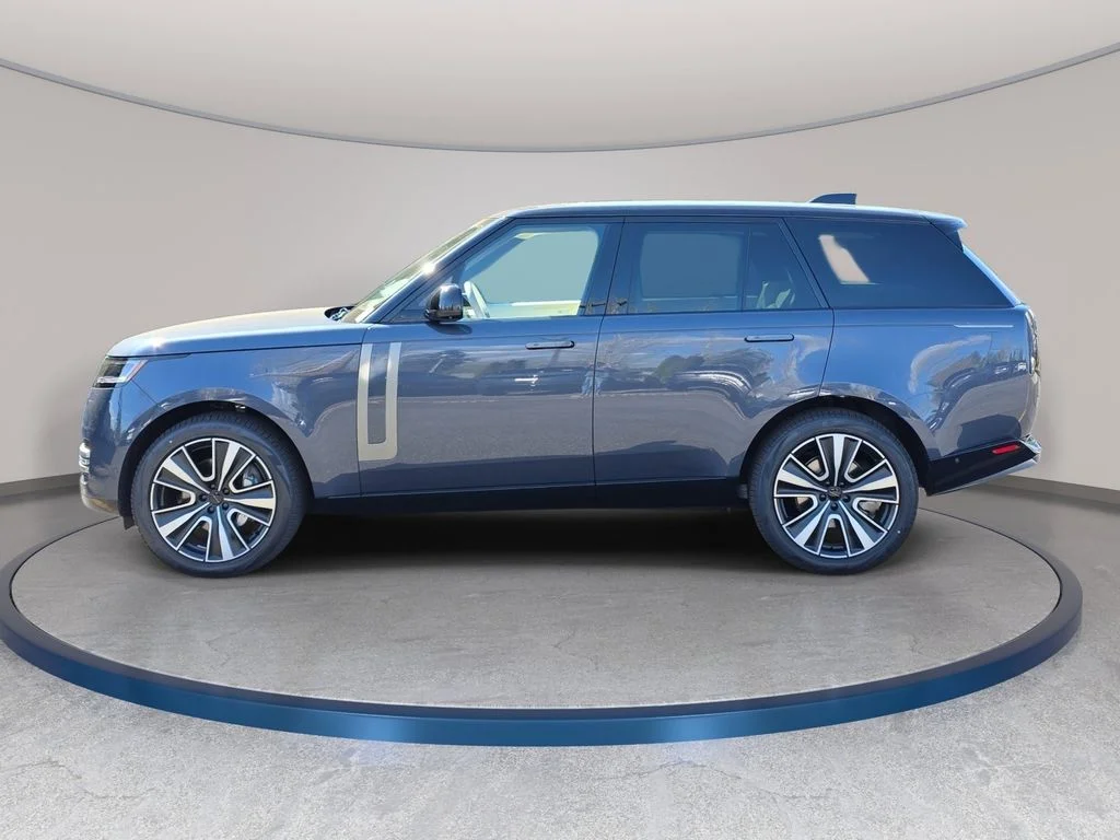 New 2026 Varesine Blue LAND ROVER SE image 8