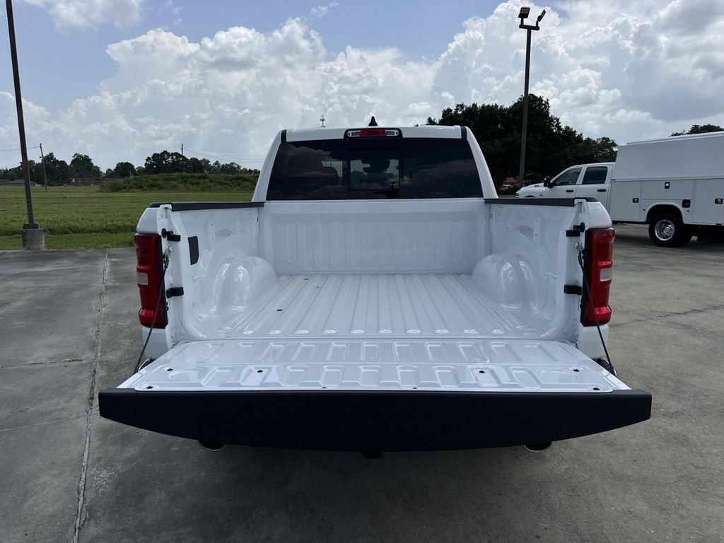 New 2026 Bright White Clearcoat RAM Big Horn/Lone Star image 19