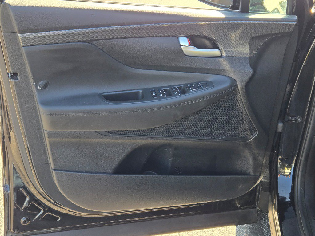 Used 2022 Twilight Black Hyundai SEL image 17