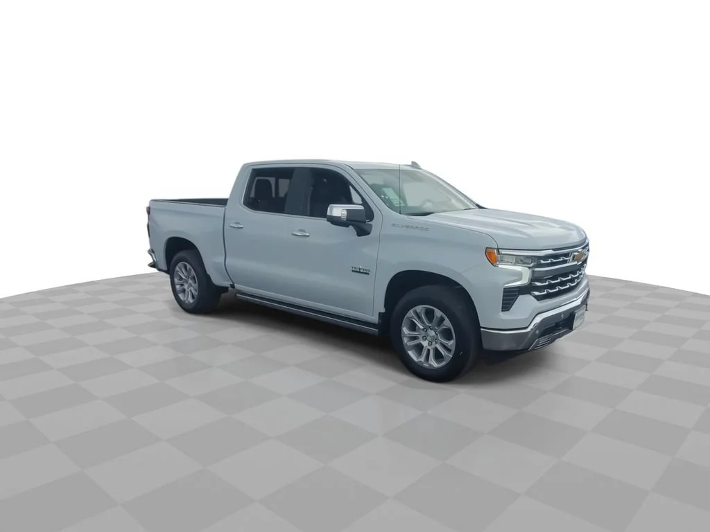 New 2026 Polar White Tricoat Chevrolet LTZ image 2