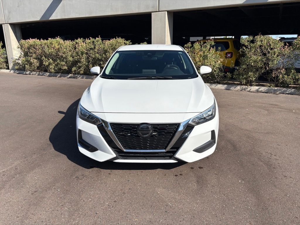 Used 2021 White Nissan SV image 3