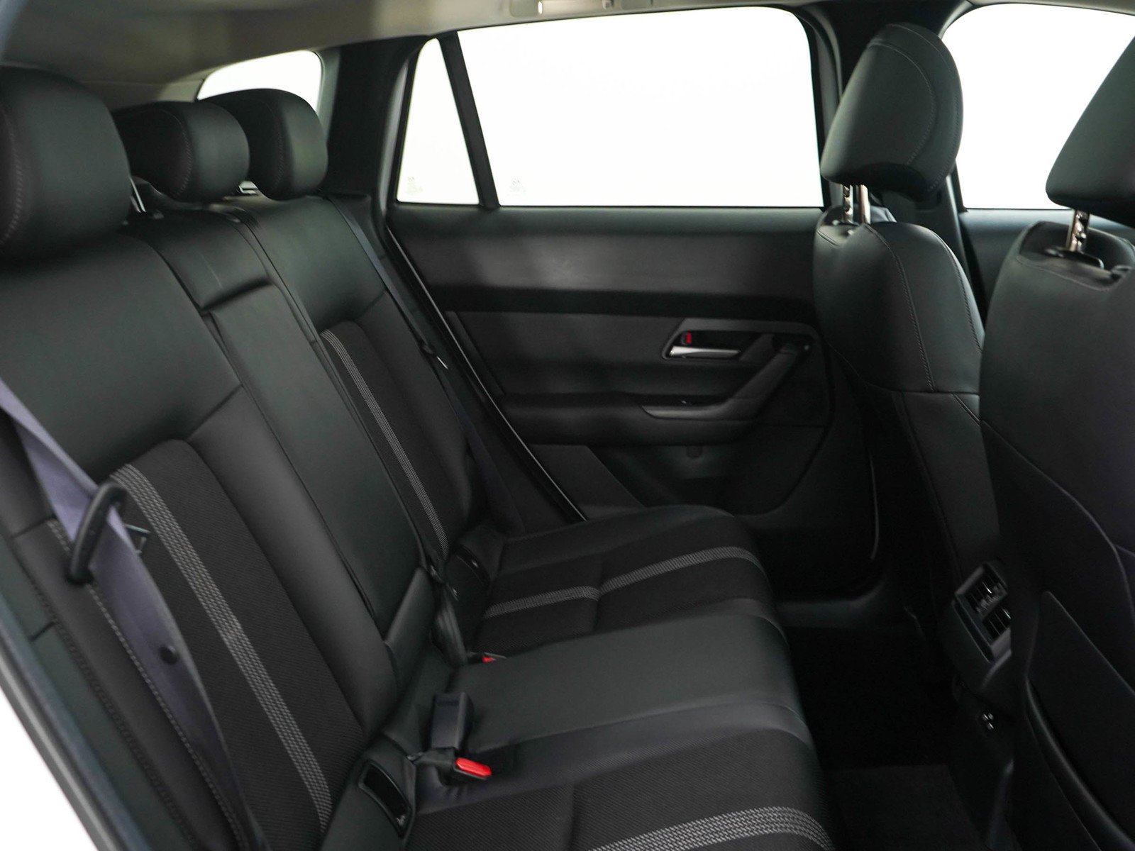Used 2024 Wind Chill Pearl Mazda 2.5 S Premium Package image 12