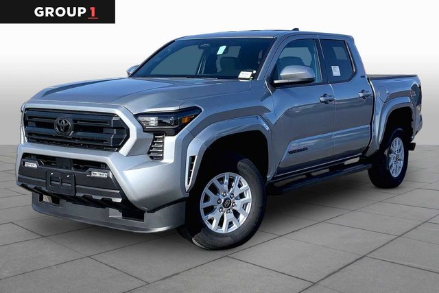 New 2026 Toyota Tacoma SR5 Double Cab 5' Bed AT (Natl)
