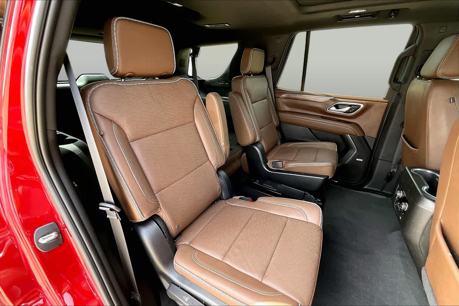 Used 2023 Radiant Red Tintcoat Chevrolet High Country image 20