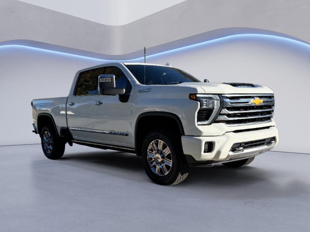 Used 2026 Summit White Chevrolet High Country image 7
