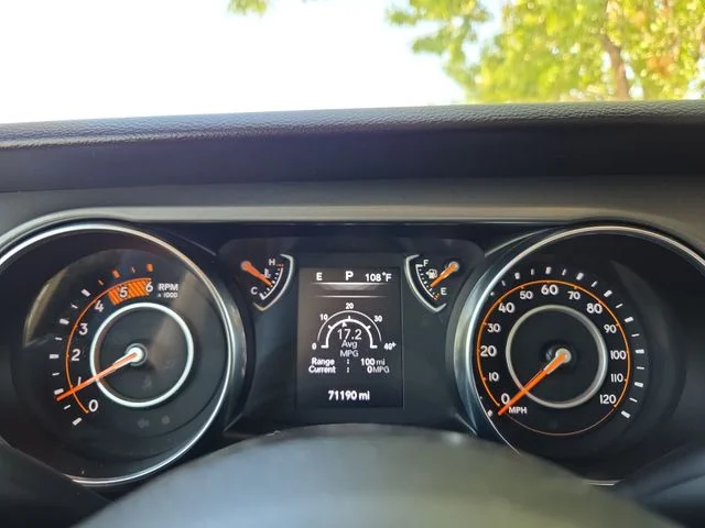 Used 2022 Gray Jeep Sport image 21