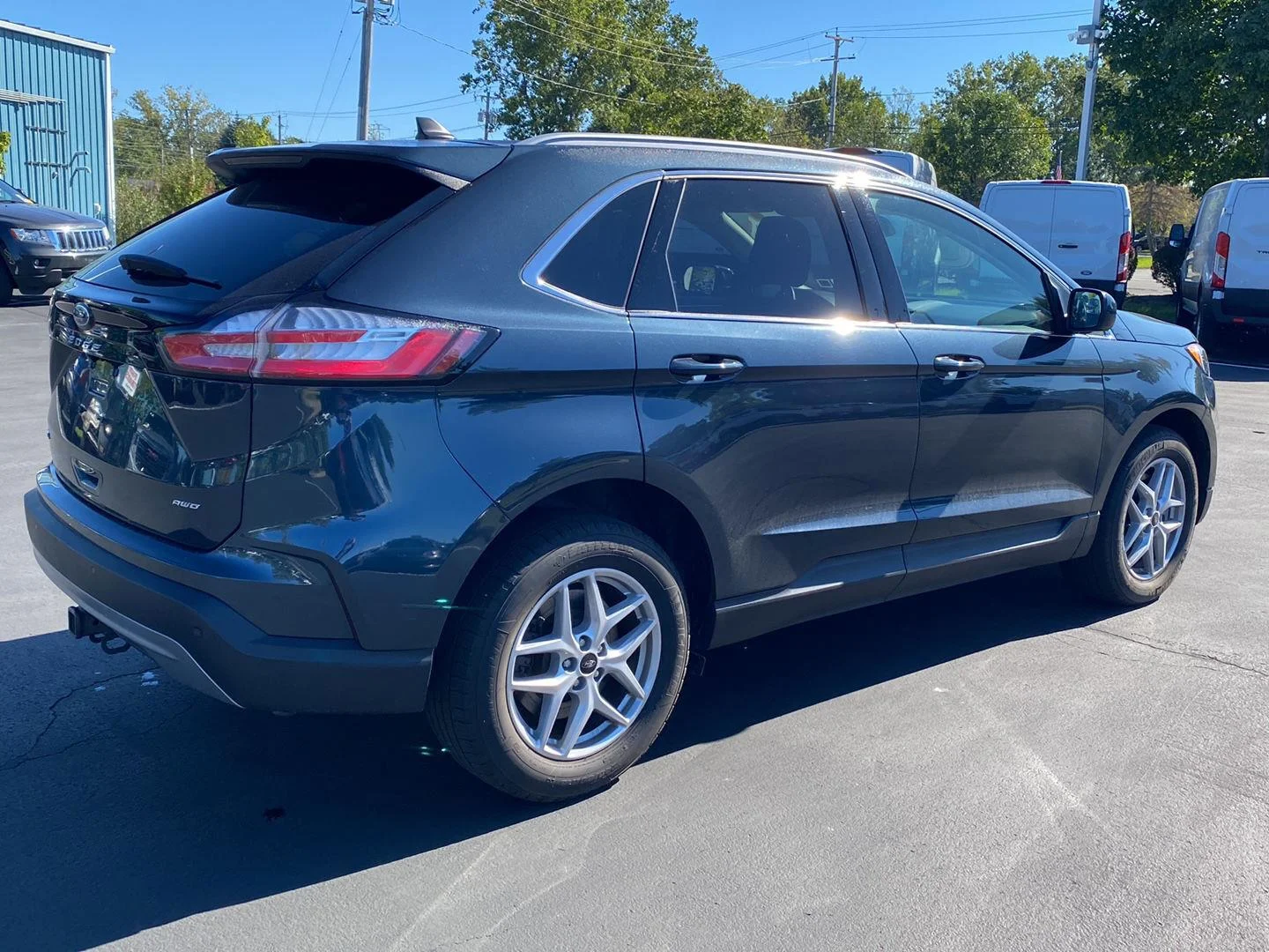 Used 2024 Stone Blue Ford SEL image 10