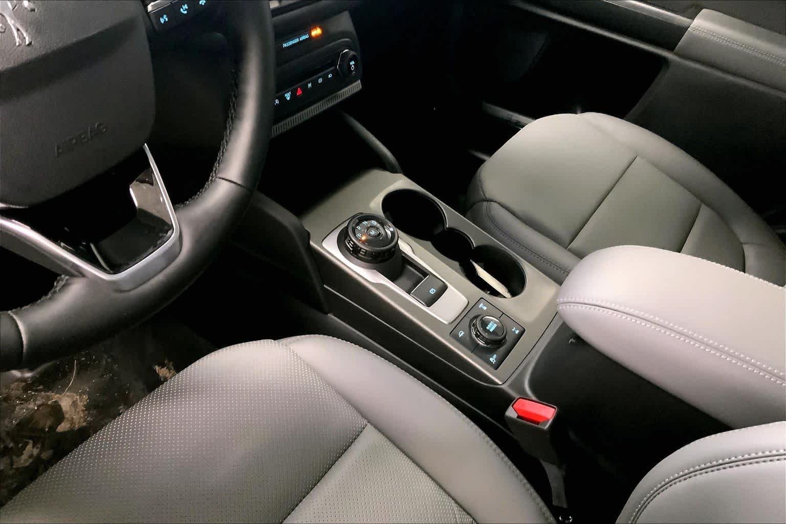 New 2026 Carbonized Gray Metallic Ford Badlands® image 6