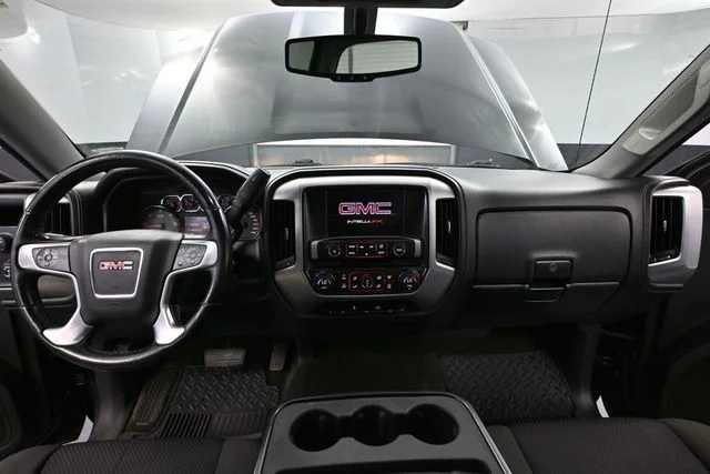 Used 2015 Black GMC SLE image 26