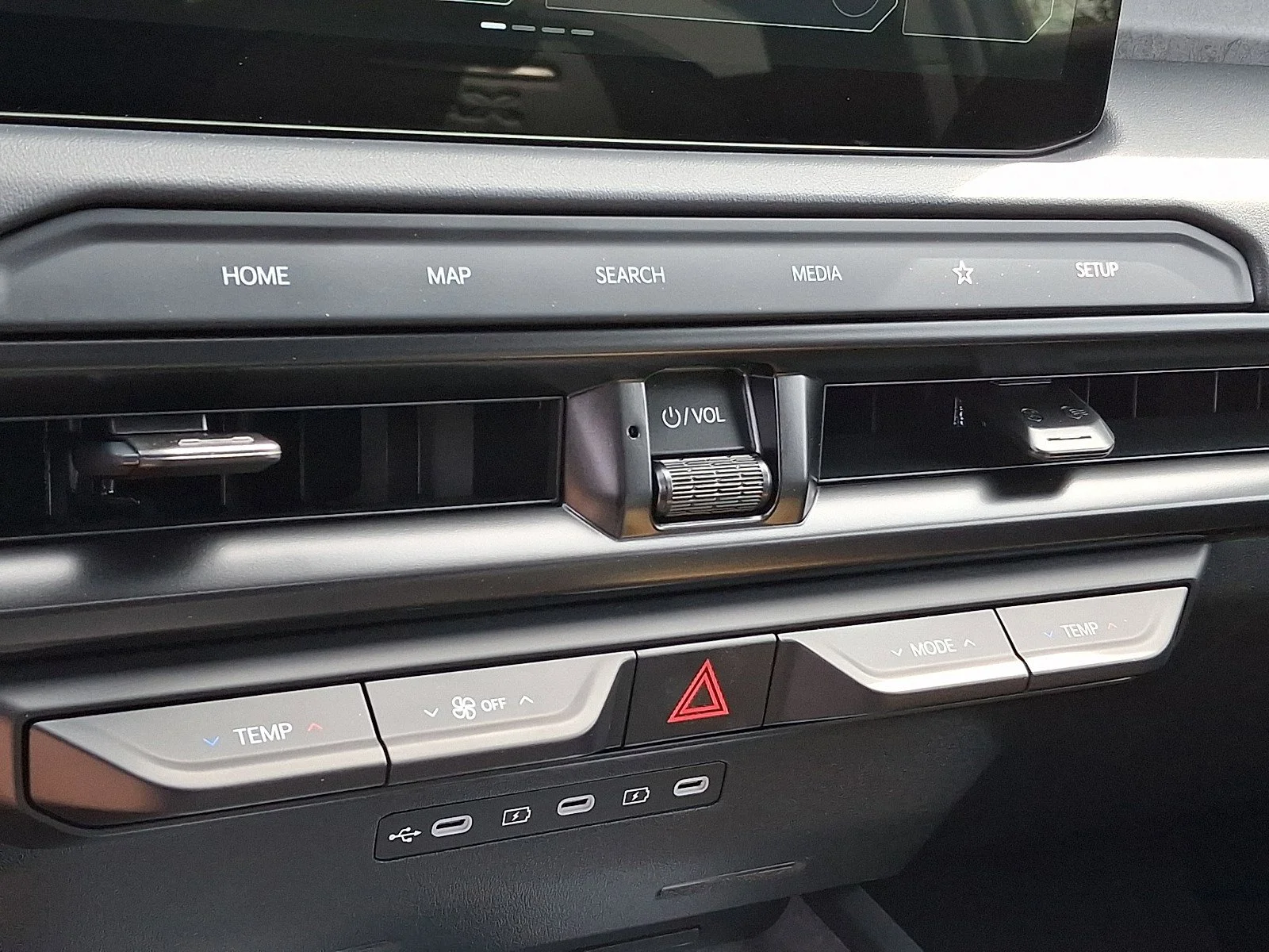 New 2027 Glacial White Pearl Kia X-PRO SX image 9