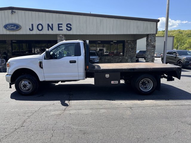 2020 Ford F-350 Chassis Cab XL