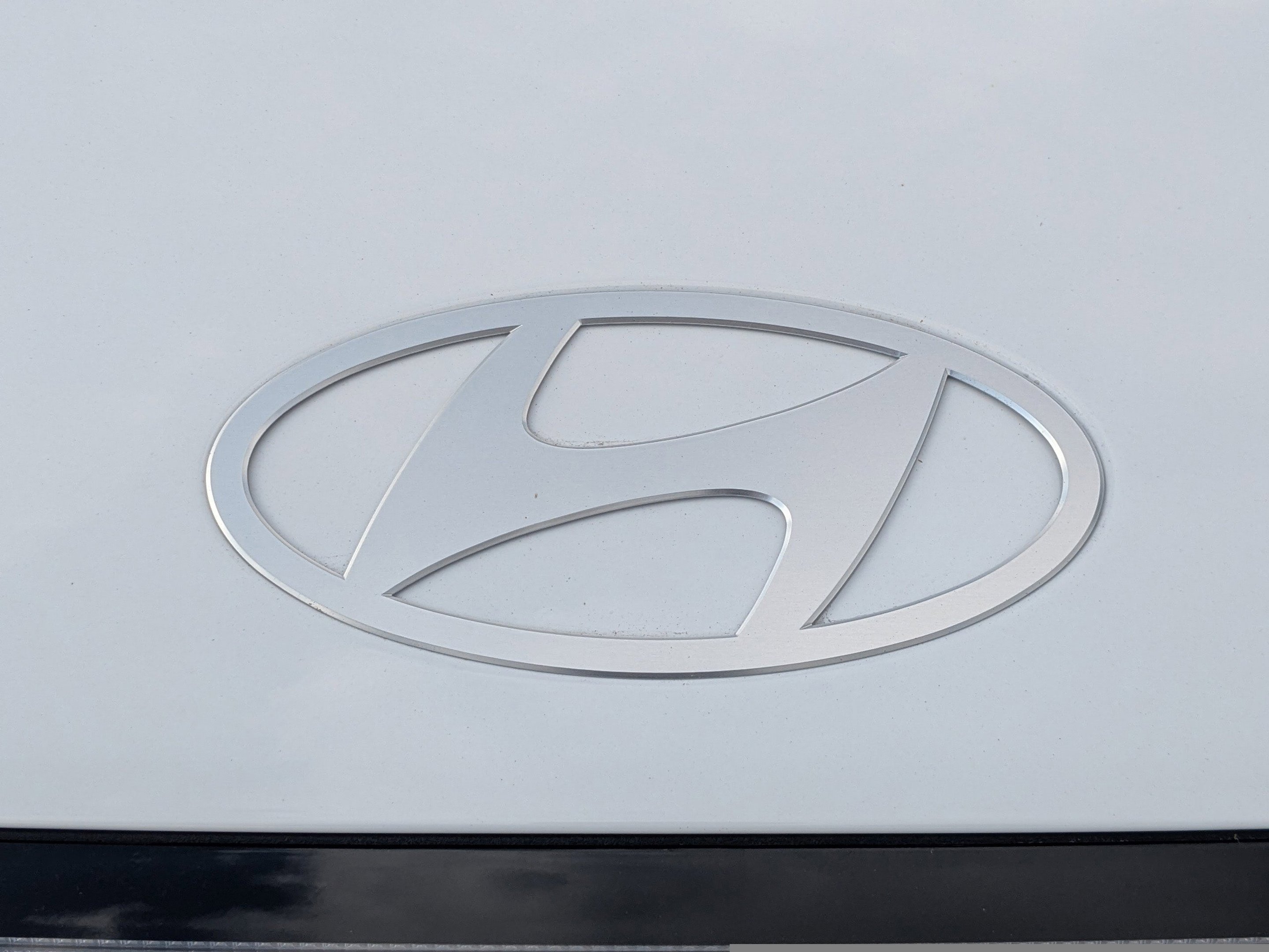 New 2026 Serenity White Hyundai SE image 13