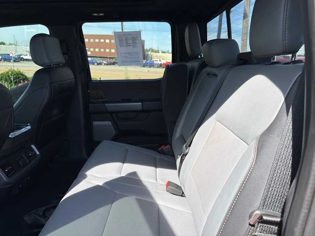 Used 2023 Gray Metallic Ford Lariat image 13
