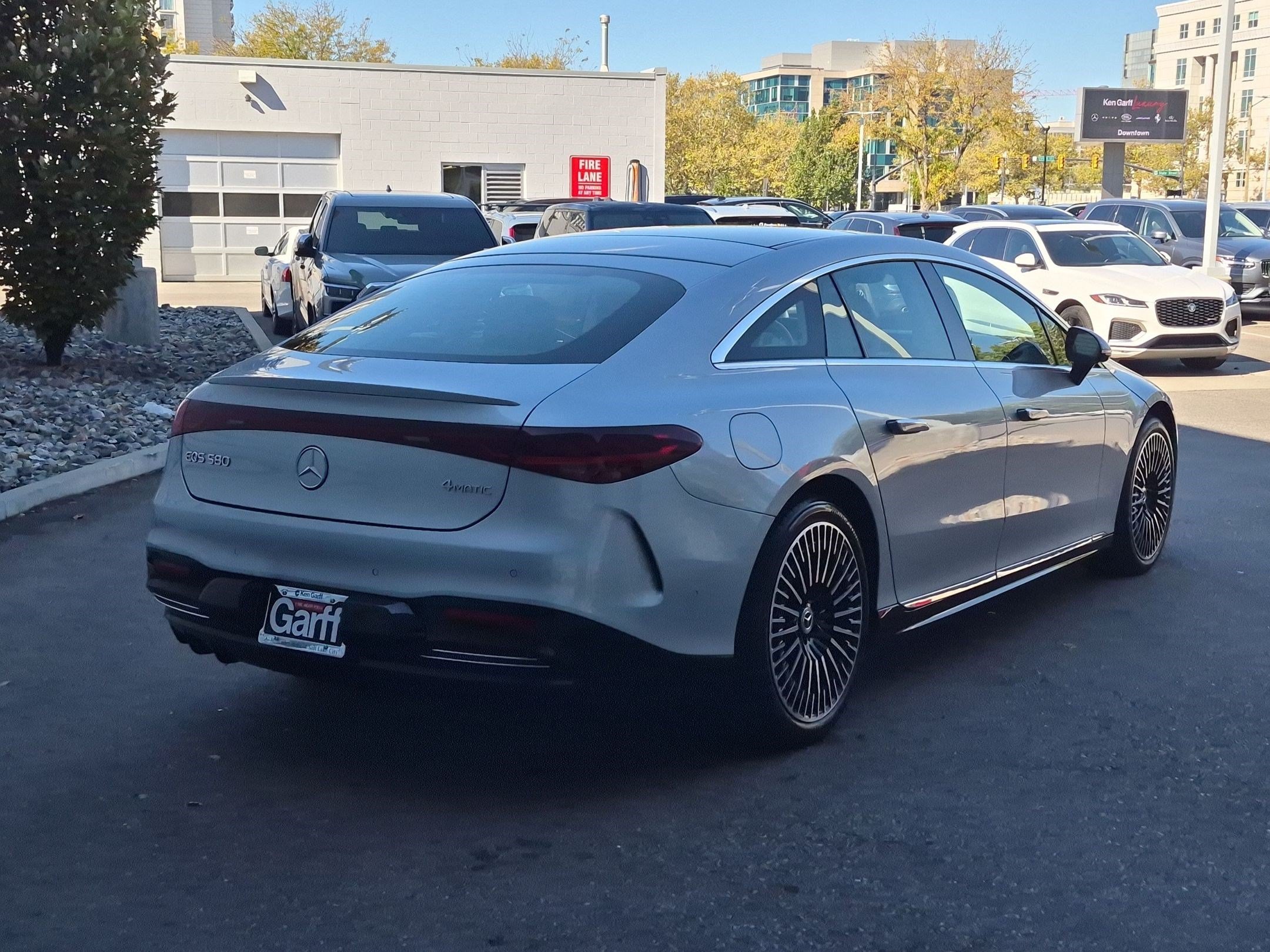 Certified Used 2024 Cirrus Silver Metallic Mercedes-Benz EQS 580 image 3