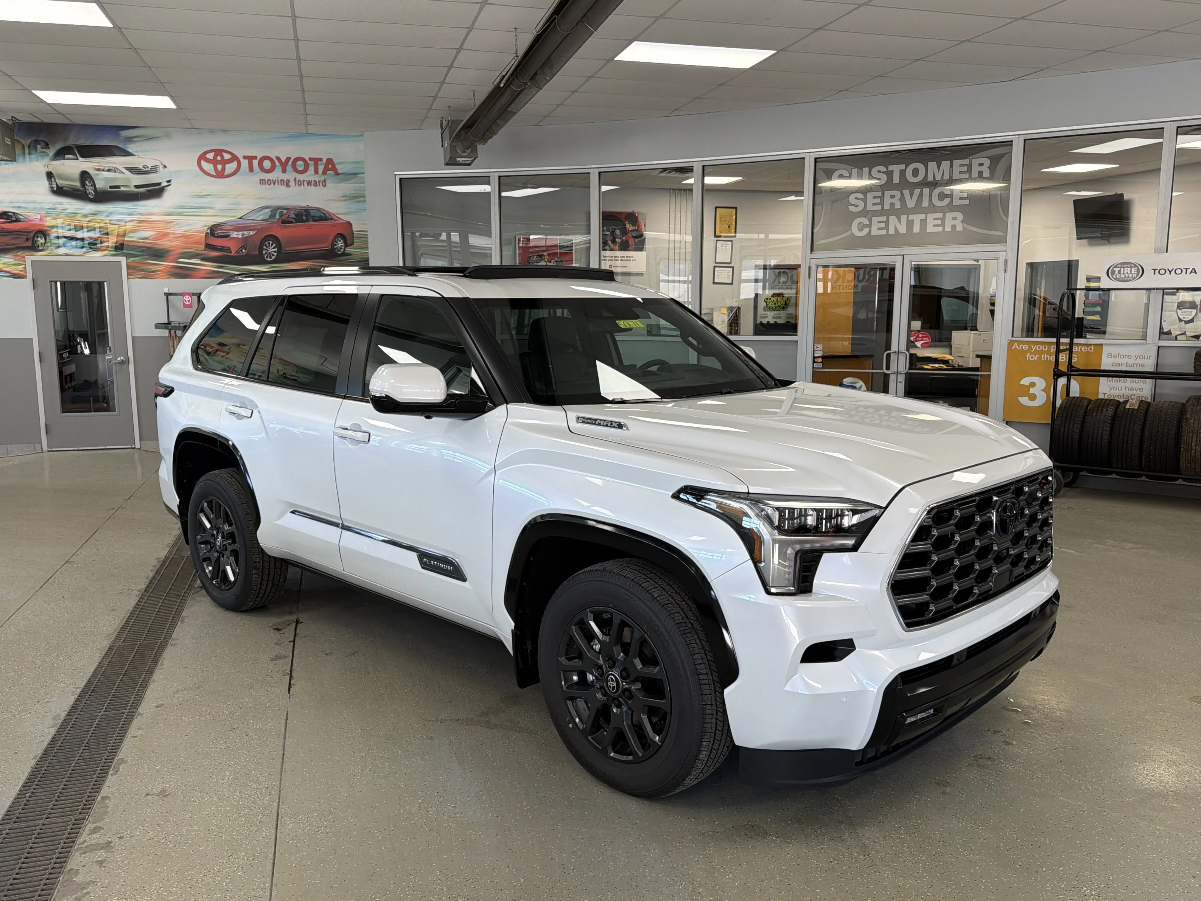 2026 Toyota Sequoia Platinum - Photo 52