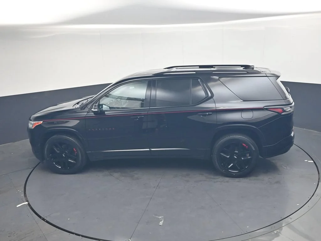 Used 2021 Black Metallic Chevrolet Premier image 25